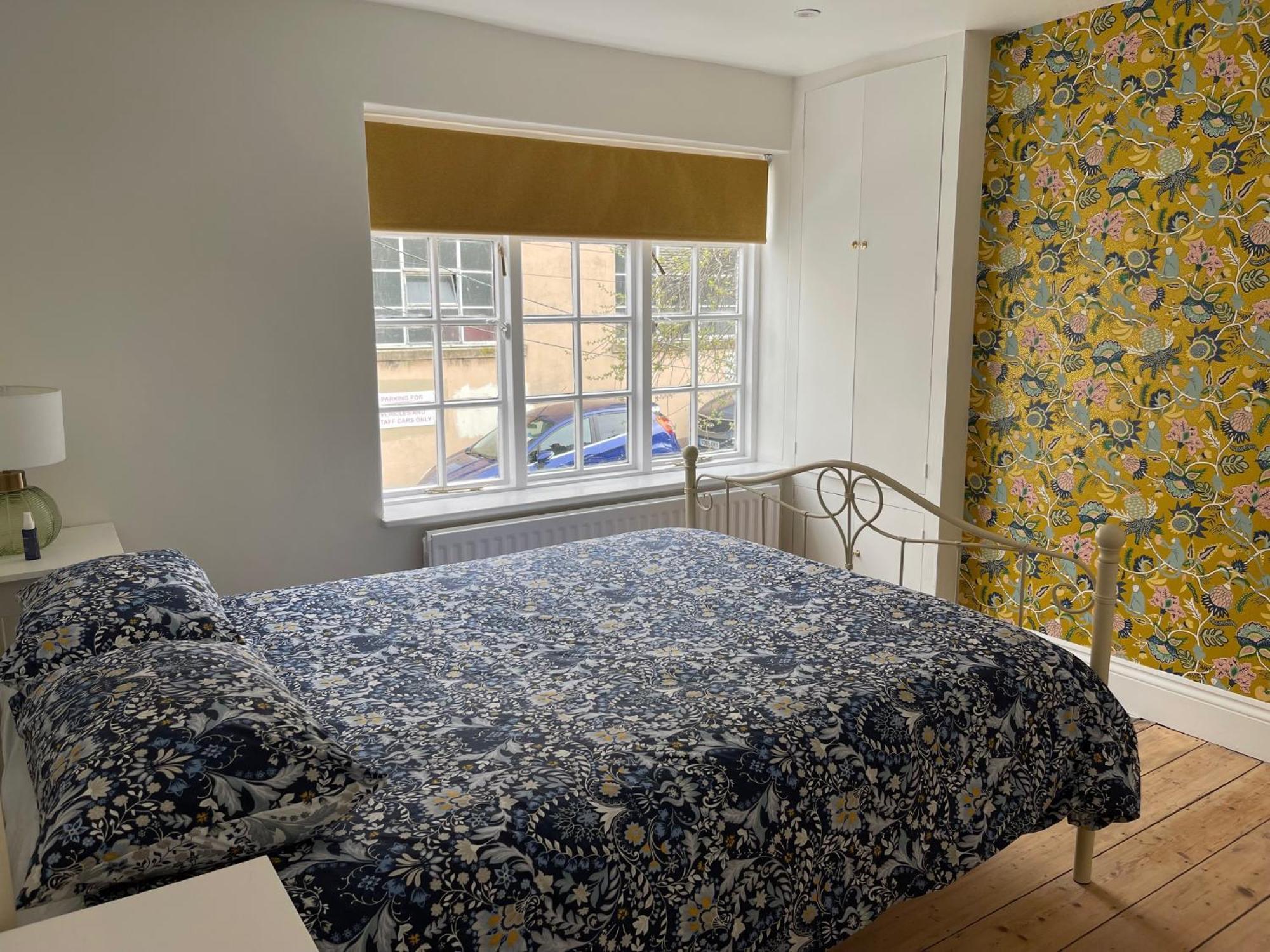North Laine Sunny Cottage - Parking Available Brighton Bagian luar foto