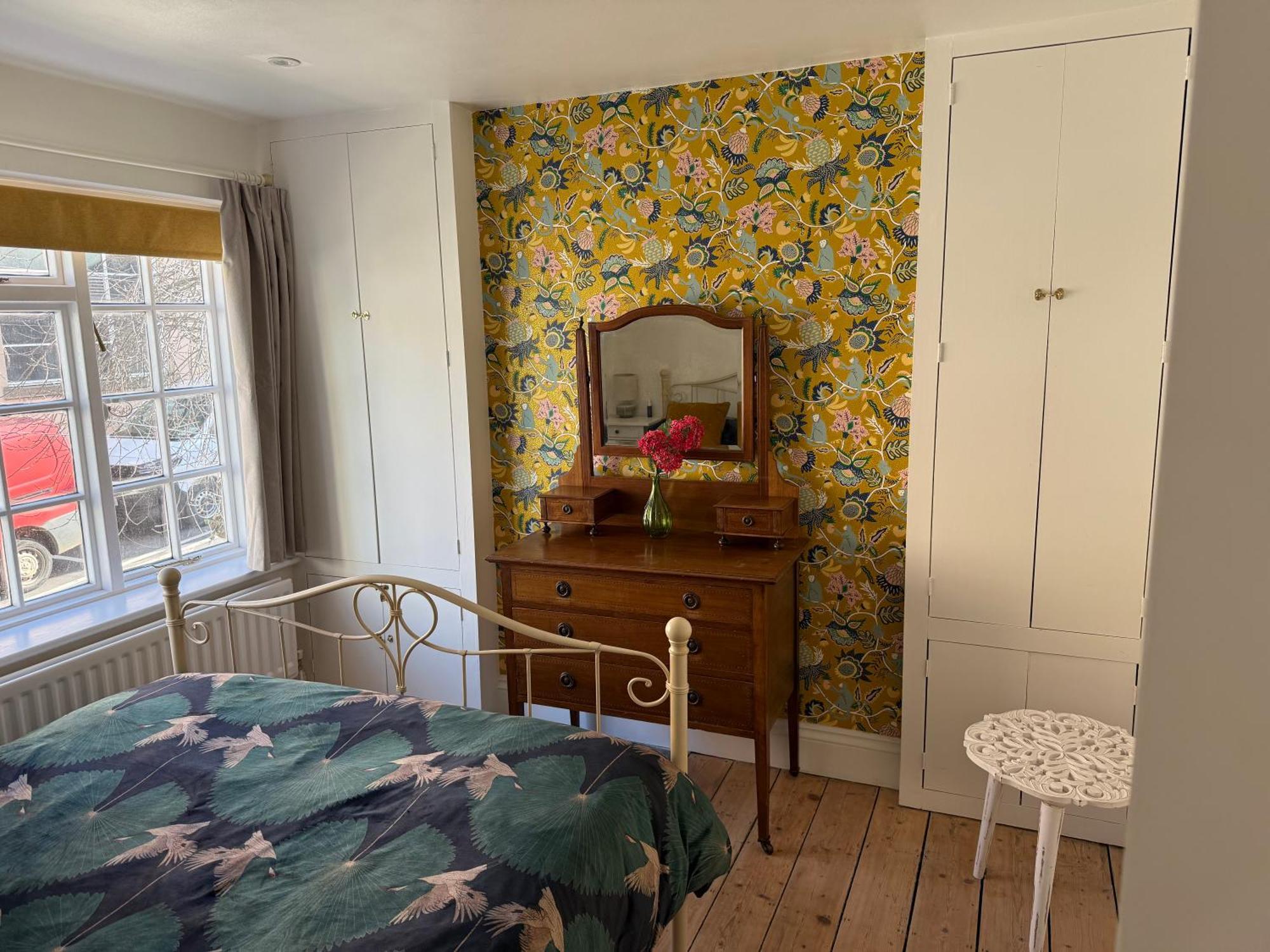 North Laine Sunny Cottage - Parking Available Brighton Bagian luar foto